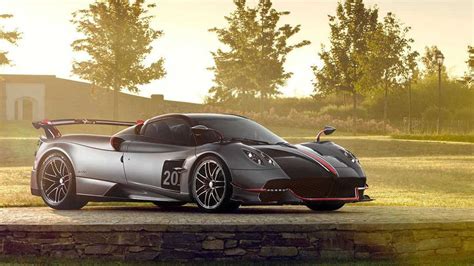 Pagani Huayra Roadster BC Is A Crazy Expensive, 800-HP Hypercar