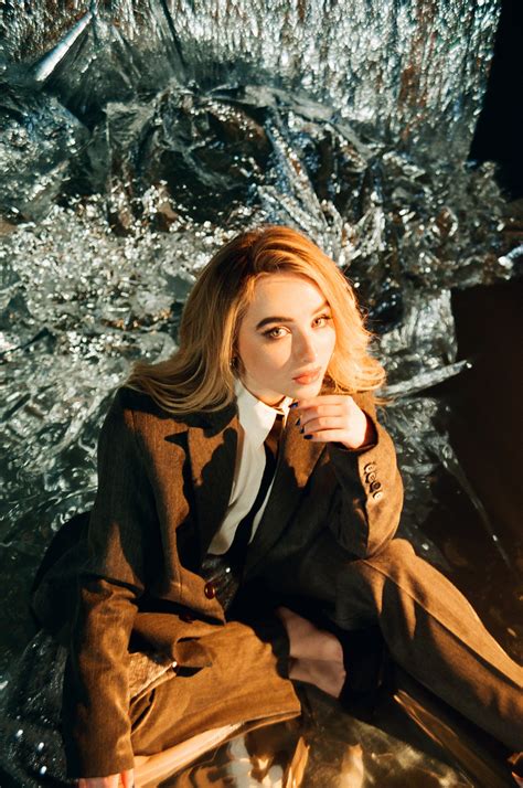 Sabrina Carpenter - Sue Me Vertical Video Photoshoot (November 2018) HQ