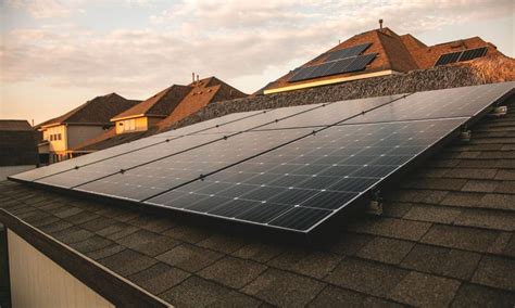 Solar Panels in Houston 2022: Cost, Companies, & Installation Tips