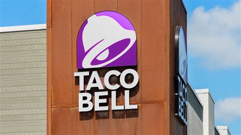 Taco Bell's Logo Used To Look Drastically Different