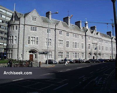 1915 – Garda Station, Pearse Street, Dublin | Architecture @ Archiseek.com