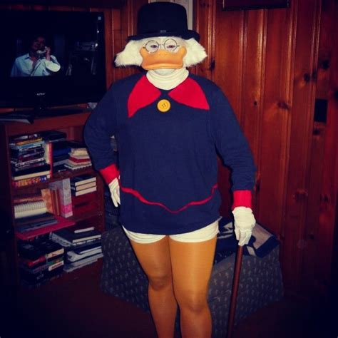 Scrooge McDuck Halloween Costume #ScroogeMcDuck #Cosplay #Halloween ...