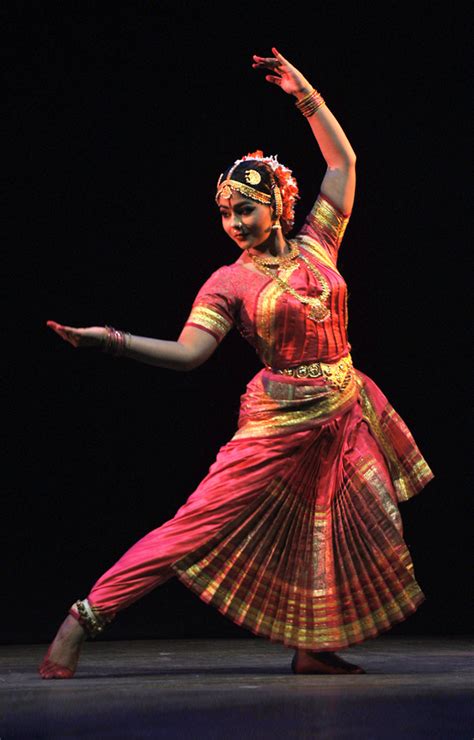 bharatanatyam dancers chennai - bharathanatyam