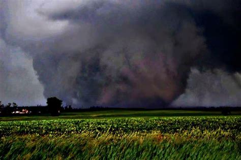 EF5 Tornado | Pictures of weather, Wild weather, Nature