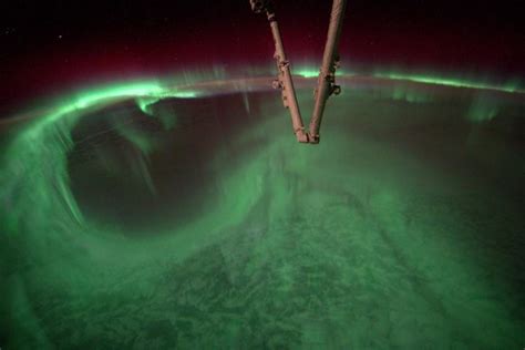 Astronaut Captures Aurora in Stunning Time-Lapse - NBC News