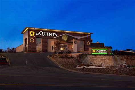 La Quinta Inn & Suites by Wyndham Branson | Branson, MO Hotels