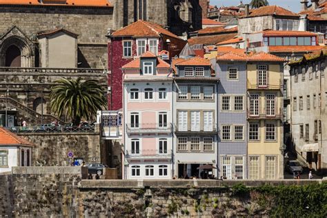 River House: Rehabilitation of Traditional Portuguese Architecture