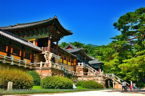 Korean Traditional Architecture, Hanok - Aesthetics in the Land of ...