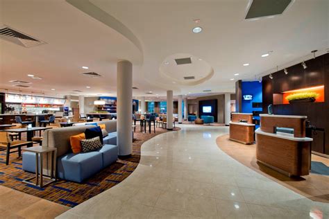 Newly Renovated Jacksonville Pet-Friendly Hotel | Courtyard by Marriott