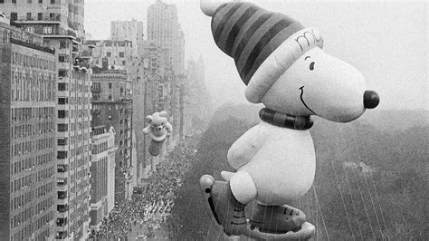 Macy'S Parade 2024 Balloons Parade - Debi Mollie