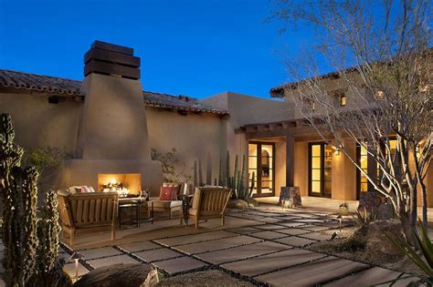 Houzz Tour: Luxury and Ruggedness Blend in the Arizona Desert | Diseño ...