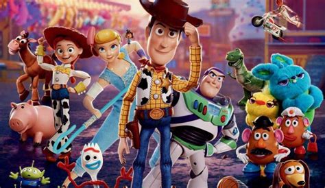 "Toy Story" Characters, From Buzz Lightyear to Woody, Forky and More ...