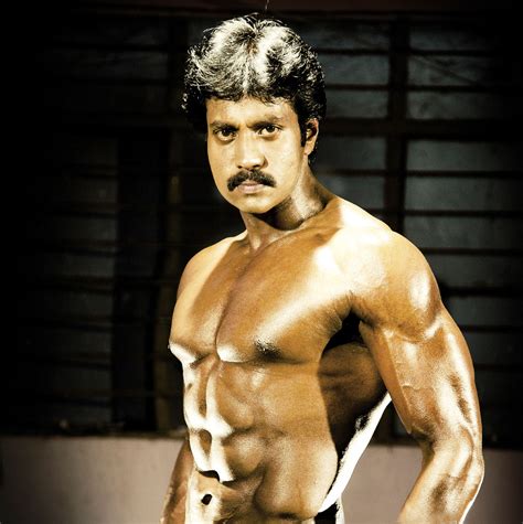 way2filmy: Sunil Six Pack Body Stills.........