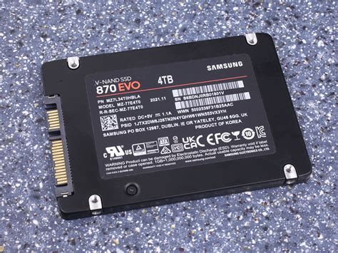 Samsung 870 EVO 4 TB Review - Pictures & Components | TechPowerUp