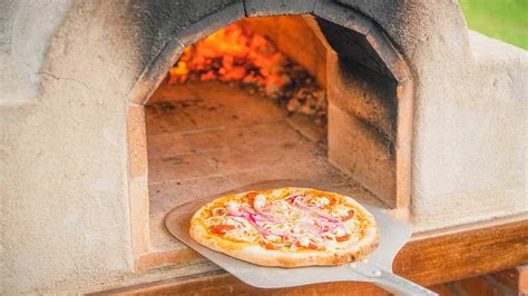 How Much Does It Cost to Build an Outdoor Pizza Oven? | Angi