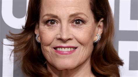 Sigourney Weaver Says Her Working Girl Character Would Definitely Be ...