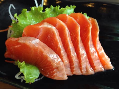 Salmon Sashimi Salmon Sashimi, Foods To Eat, Nigiri, Sushi, Ethnic ...