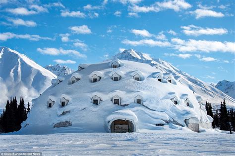 Abandoned Alaskan hotel Igloo City's only guests since 1970 have been ...