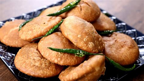 दाल की खस्ता कचौरी - Khasta Kachori Recipe-Recipe Click - Recipe Click ...