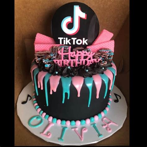 13 Cute Tik Tok Cake Ideas (Some are Absolutely Beautiful) | Cool ...