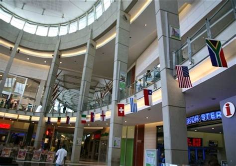 About Greenstone Shopping Centre in Eastleigh