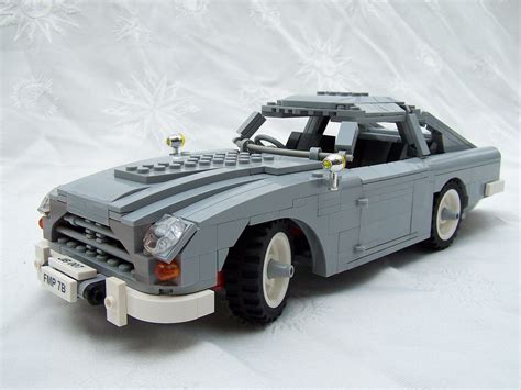 James Bond Aston Martin | by Jeroen Ottens Lego Mini, Lego Wheels, Lego ...