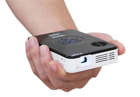 Top 10 Best Tiny Portable Projectors in 2018