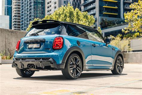 2022 Mini Cooper S Hatch review | CarExpert