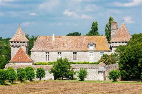 Best Castles in Dordogne - Historic European Castles | European castles ...