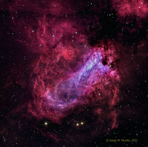 Messier 17. The Omega Nebula – Astrodrudis