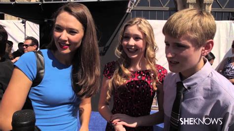 Cast of Dolphin Tale 2 at the Teen Choice Awards - SheKnows Goes to the ...