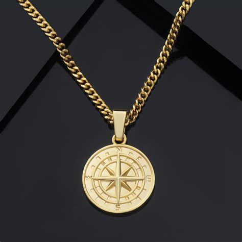 Compass Pendant in Gold - Helloice Jewelry