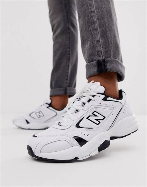 New Balance 452 chunky trainers in white | ASOS | Sapatilhas, Sapatos ...