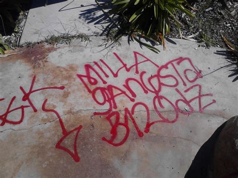 Bloods Gang Graffiti