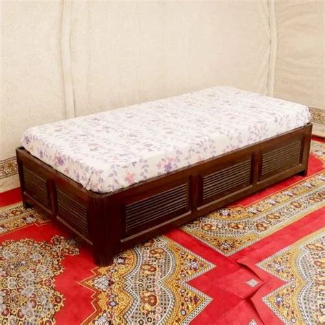 Designer Wooden Brown Diwan Bed, Size: 6 X 2.5 Feet at Rs 14000 in Mumbai