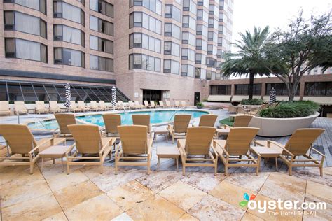 Four Seasons Hotel Houston - The Pool at the Four Seasons Hotel Houston ...