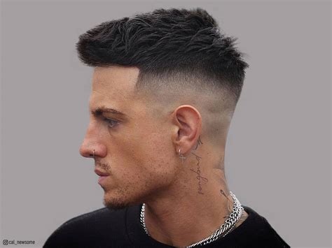 The Ultimate Collection of 999+ Hair Cutting Images for Men in Stunning ...