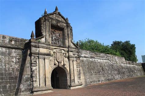 Rizal Shrine (Museo Ni Rizal) at Fort Santiago, Intramuros - Freedom Wall