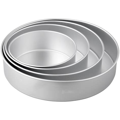 Wilton Performance Pans Round Aluminum Cake Pans Set, 4-Piece, 3 in ...