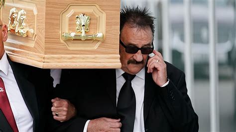 Paul Chuckle in tears as he carries brother Barry's coffin at funeral ...