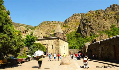 15 Famous Landmarks in Armenia – travel drafts