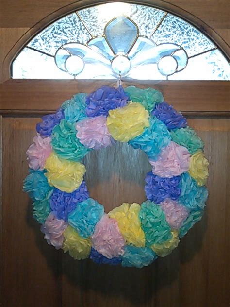 Jen's Happy Spot: Spring Tissue Paper Flower Wreath