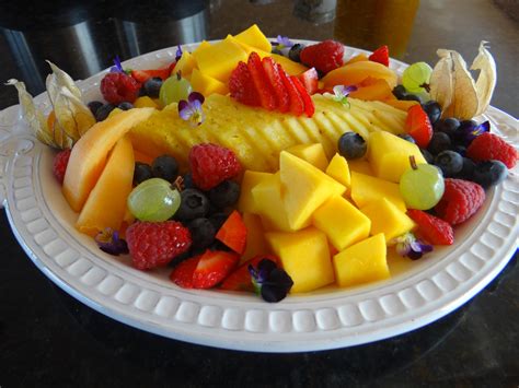 [Pro/chef]Fresh Cut Fruit Platter : r/food