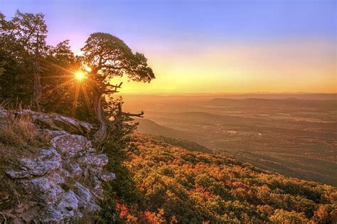 Mount Magazine State Park, Arkansas (with Map & Photos)