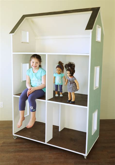 How-To: Build a REALLY Big Dollhouse | Make: