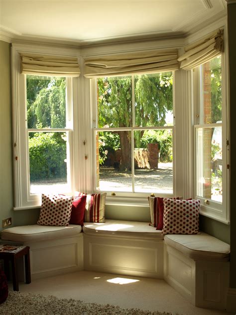 Bay Window Seating Ideas - Hiring Interior Designer