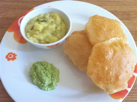 A Foodie Can Cook Too!!!: Poori Bhaji