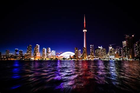 Toronto Nightlife – Why We Love It