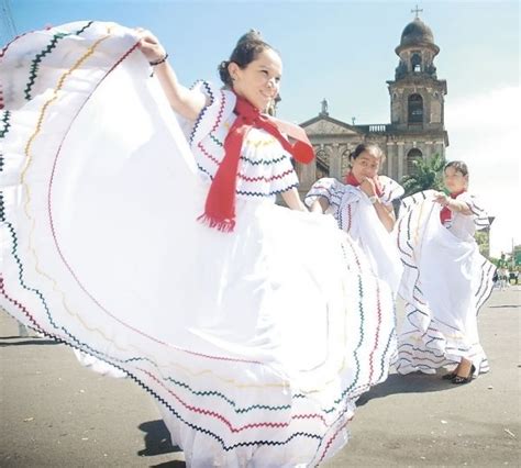 Traje Típico Nicaragüa | Nicaragua, Mexico, Dresses