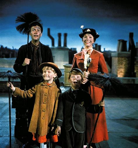 Review: Disney Mary Poppins 50th Anniversary Edition + Bonus Clips and ...